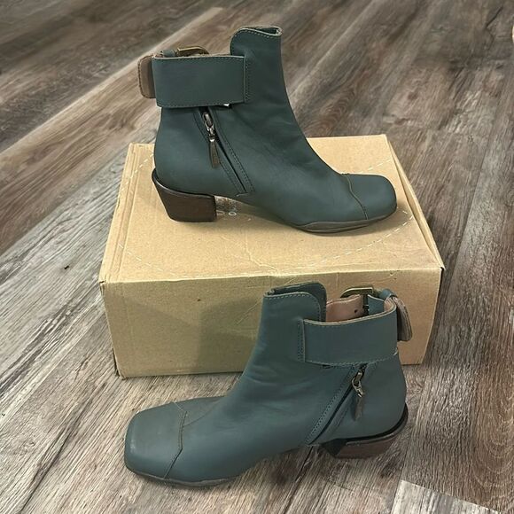 Sergio Tomani Woman's Green Leather Eclectic Ankle Boots Size 37 New with Box - Picture 1 of 5
